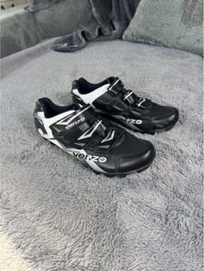 Venzo Cycling Shoes with Adjustable Straps, Size 9.5 US